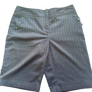Apt 9 Bermuda Shorts Black Pinstripe Classic  Casual Button Detail Size 8‎